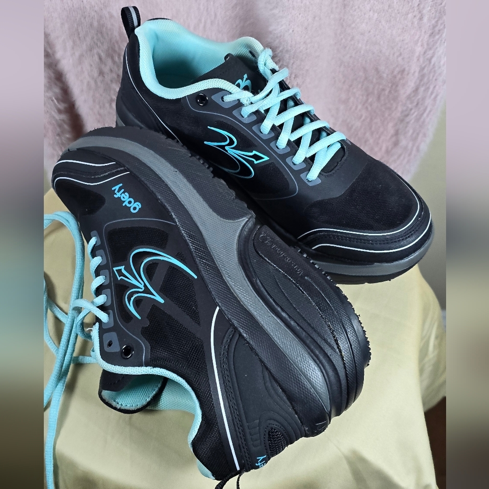 Gravity Defyer Women's Black and Teal Sneakers Size 9 - Picture 3 of 8